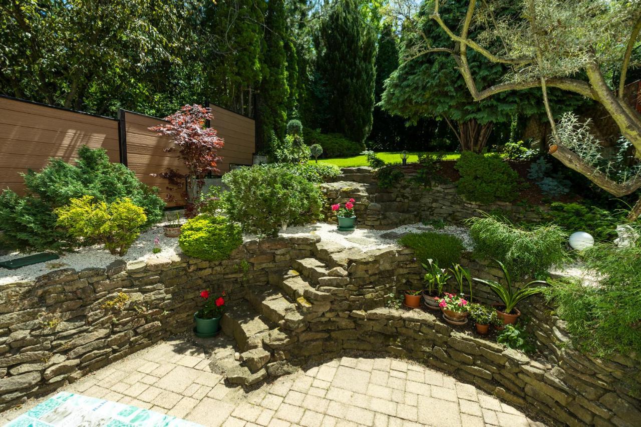 Bed and Breakfast Cecey Vendeghaz Erlau Exterior foto